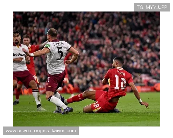 利物浦加克波边路压上推射得手球迷齐声欢呼:一场观赛升级背后的故事 利物浦加克波边路压上推射得手球迷齐声欢呼:一场观赛升级背后的故事
