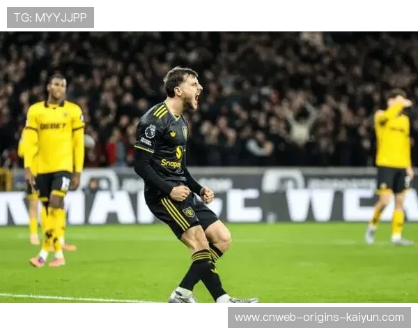 曼联4-1大胜狼队，B费双响助力红魔重回欧战区