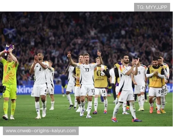 欧洲杯历史上的经典时刻在社媒上被回放，回顾欧洲杯