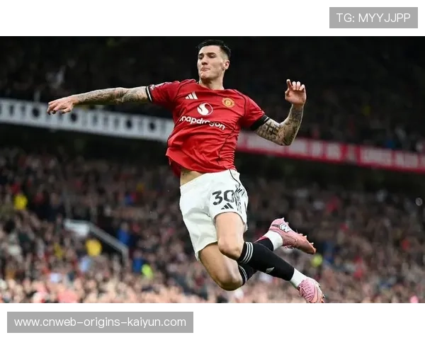 曼联门将零封对手，防守端回稳，曼联各年代的门将