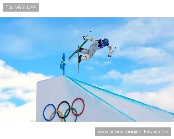 谷爱凌U型池完成1440度高难度翻转，以预赛第一晋级米兰冬奥决赛